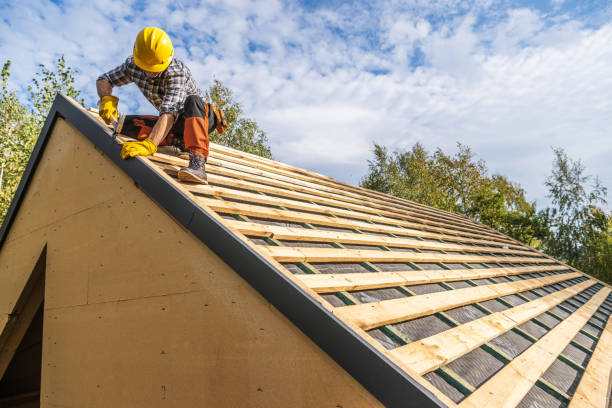 Best Roof Gutter Cleaning  in Ashland, OR